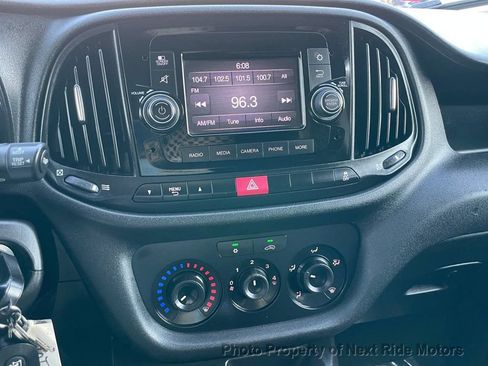 Used 2021 RAM ProMaster City Tradesman FWD image 23