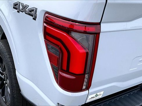 Used 2025 Ford F150 Lariat AWD/4WD image 28