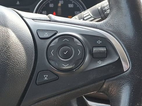 Used 2019 Buick Enclave Essence AWD/4WD image 22