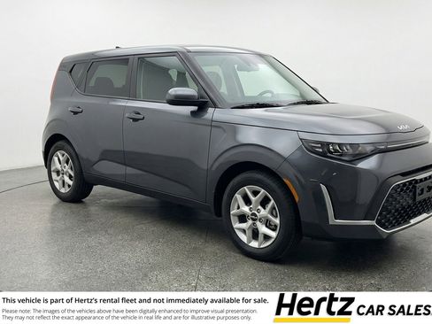 Used 2025 Kia Soul LX w/ LX Technology Package FWD image 1