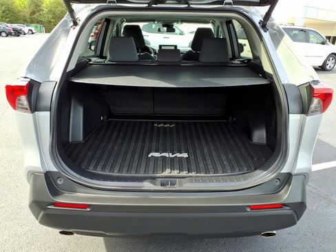 Certified 2025 Toyota RAV4 XLE w/ Convenience Package image 11