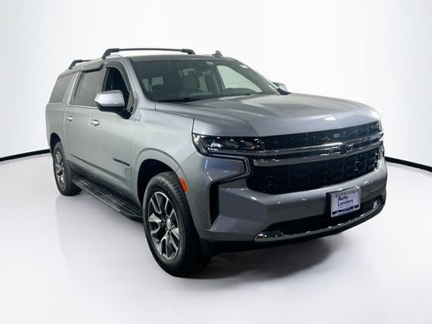 Used 2023 Chevrolet Suburban LS w/ Max Trailering Package image 3