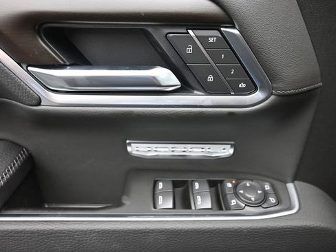 New 2026 GMC Sierra 1500 Denali AWD/4WD image 13