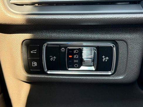 Used 2024 Lincoln Corsair Grand Touring w/ Equipment Group 301A image 31