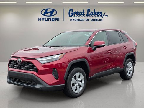Used 2024 Toyota RAV4 LE FWD image 1