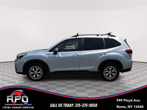 Used 2019 Subaru Forester Premium AWD/4WD image 2