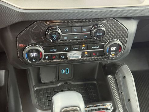 Used 2024 Ford Bronco Raptor w/ Interior Carbon Fiber Pack 6 AWD/4WD image 12