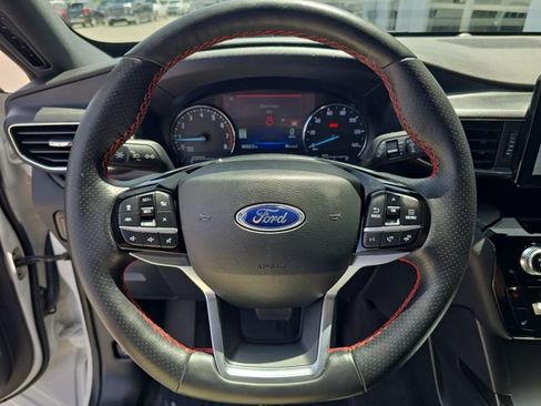Used 2022 Ford Explorer ST-Line w/ Class IV Trailer Tow Package RWD image 27