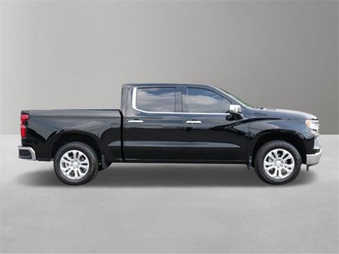 Used 2023 Chevrolet Silverado 1500 LTZ w/ LTZ Premium Package image 6