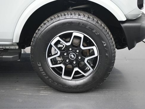 Used 2023 Ford Bronco Outer Banks AWD/4WD image 24