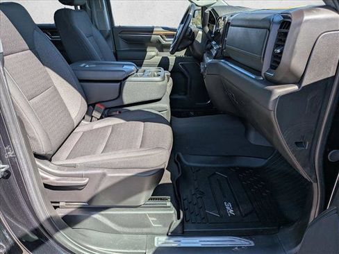 Used 2024 Chevrolet Silverado 1500 LT image 21