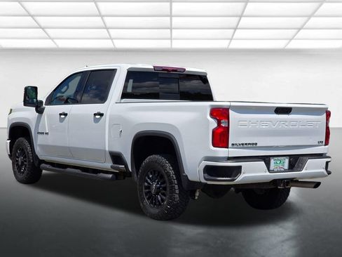 Used 2024 Chevrolet Silverado 2500 LTZ w/ LTZ Plus Package AWD/4WD image 15