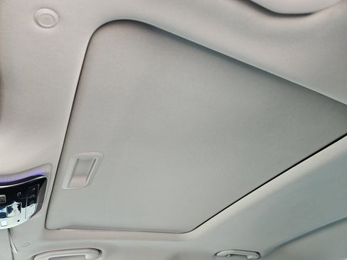 Used 2025 Mercedes-Benz C 300 Sedan image 29