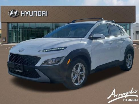 Used 2023 Hyundai Kona SEL w/ Convenience Package AWD/4WD image 2