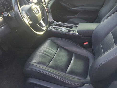 Used 2021 Honda Accord EX-L image 7