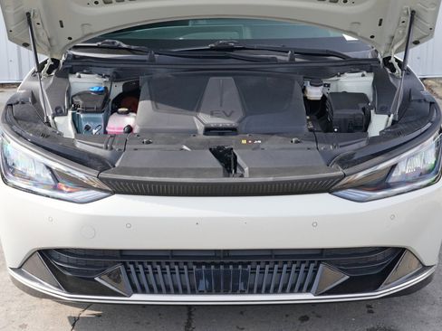 Used 2022 Kia EV6 Wind image 7