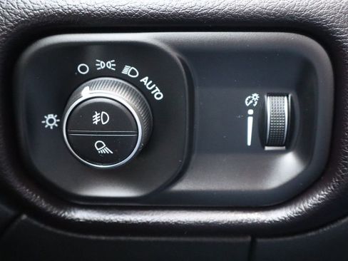 Used 2023 RAM 3500 Big Horn w/ Night Edition image 28