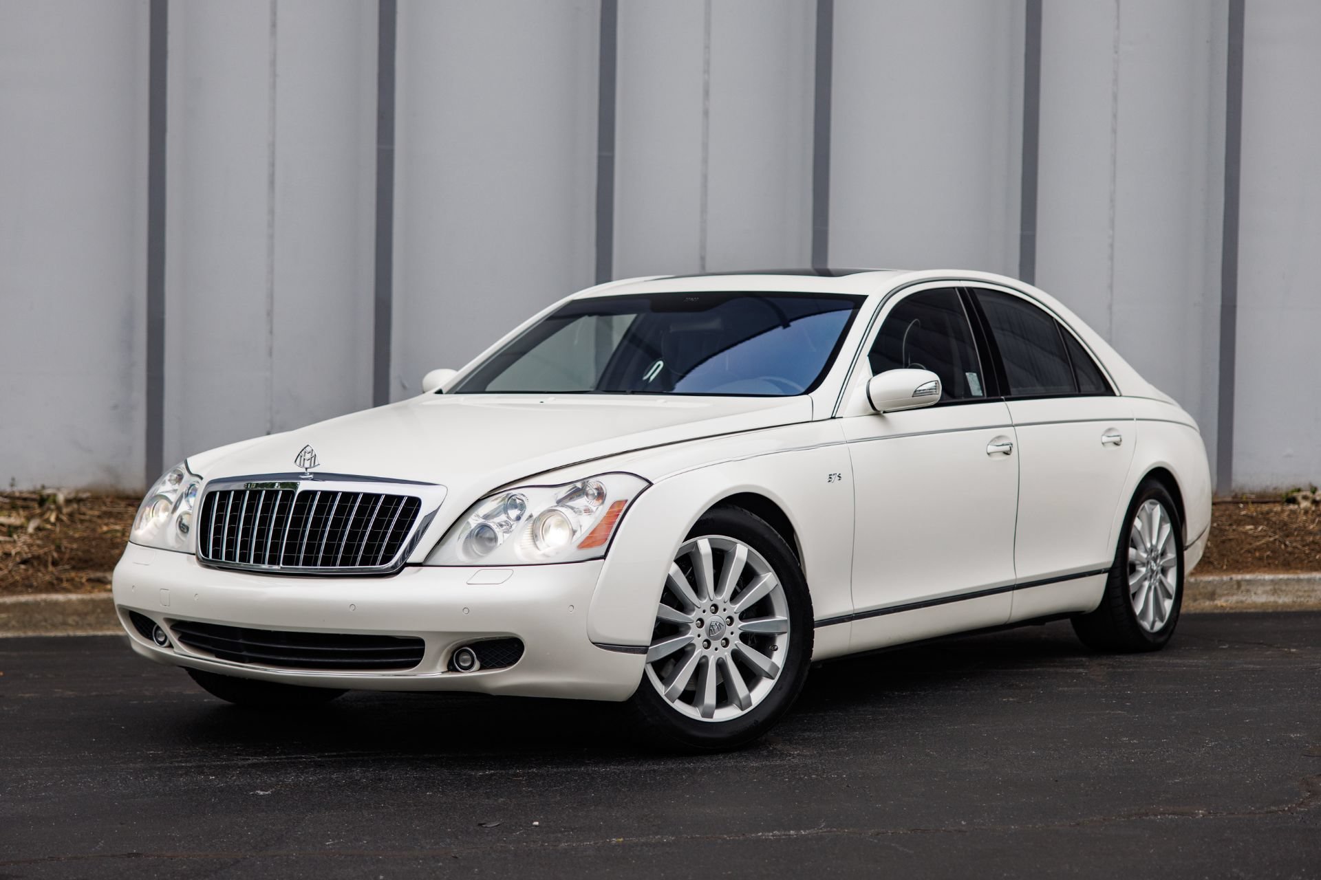 Used 2008 Maybach 57 S RWD image 2