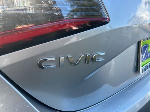 Used 2024 Honda Civic Sport image 31