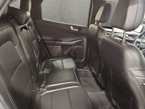 Certified 2025 Ford Escape Platinum AWD/4WD image 21
