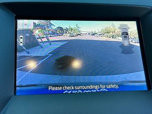 Used 2020 Ford Edge Titanium w/ Equipment Group 301A AWD/4WD image 25