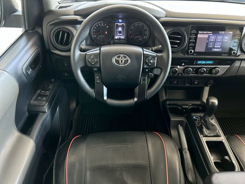 Used 2021 Toyota Tacoma SR AWD/4WD image 34