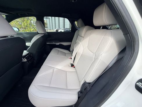 Used 2024 Lexus RX 350 FWD image 18