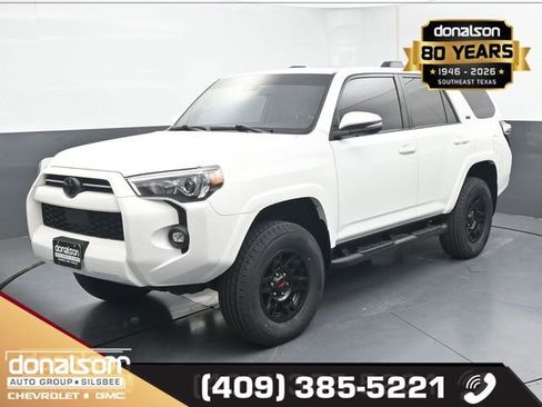 Used 2022 Toyota 4Runner SR5 Premium AWD/4WD image 5