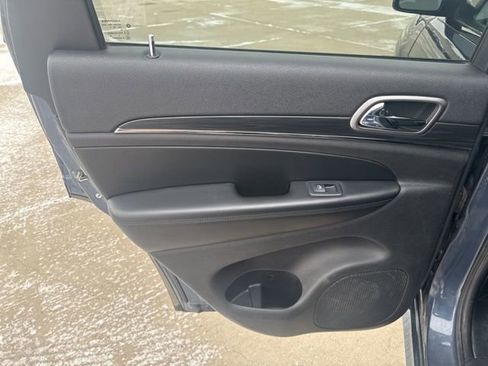 Used 2020 Jeep Grand Cherokee Limited X image 10