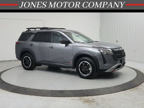 Used 2026 Nissan Pathfinder Rock Creek AWD/4WD image 1