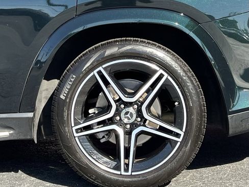 Used 2021 Mercedes-Benz GLS 580 GLS 580 image 8