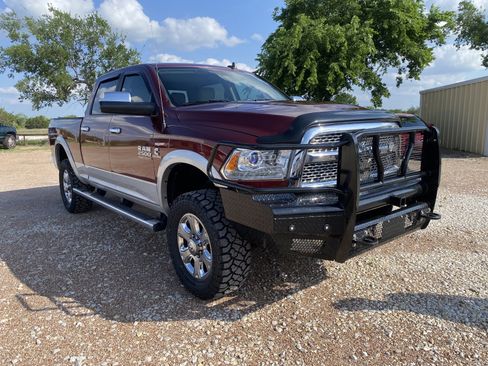 Used 2018 RAM 2500 Laramie AWD/4WD image 3