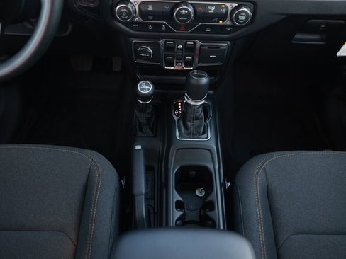 New 2026 Jeep Gladiator Sport AWD/4WD image 26