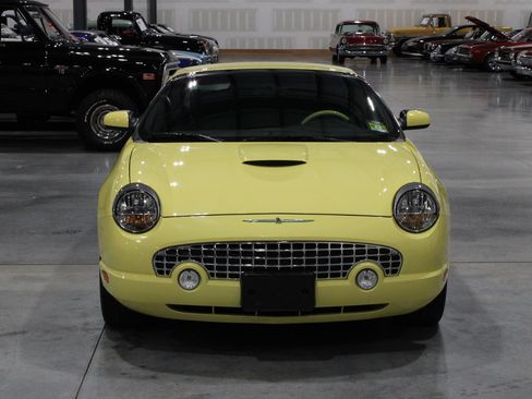 Used 2002 Ford Thunderbird RWD image 19