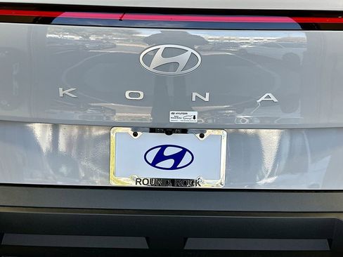New 2026 Hyundai Kona SE image 20