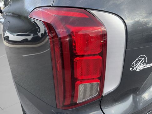 Used 2020 Hyundai Palisade Limited image 7
