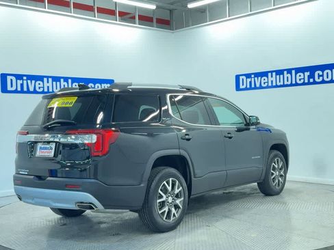 Used 2023 GMC Acadia SLE w/ Driver Convenience Package image 3