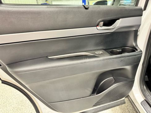 Used 2020 Hyundai Palisade SEL FWD image 17