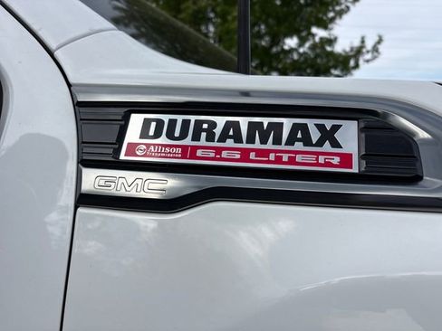 Used 2021 GMC Sierra 2500 AT4 w/ AT4 Premium Plus Package image 5