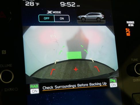 Used 2021 Subaru Outback Limited image 33