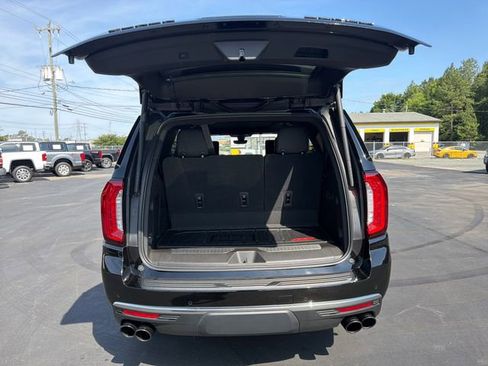 Used 2021 GMC Yukon Denali w/ Denali Premium Package AWD/4WD image 15