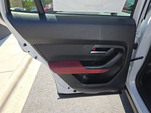 Used 2025 MAZDA CX-50 AWD 2.5 Hybrid w/ Weather Package image 15