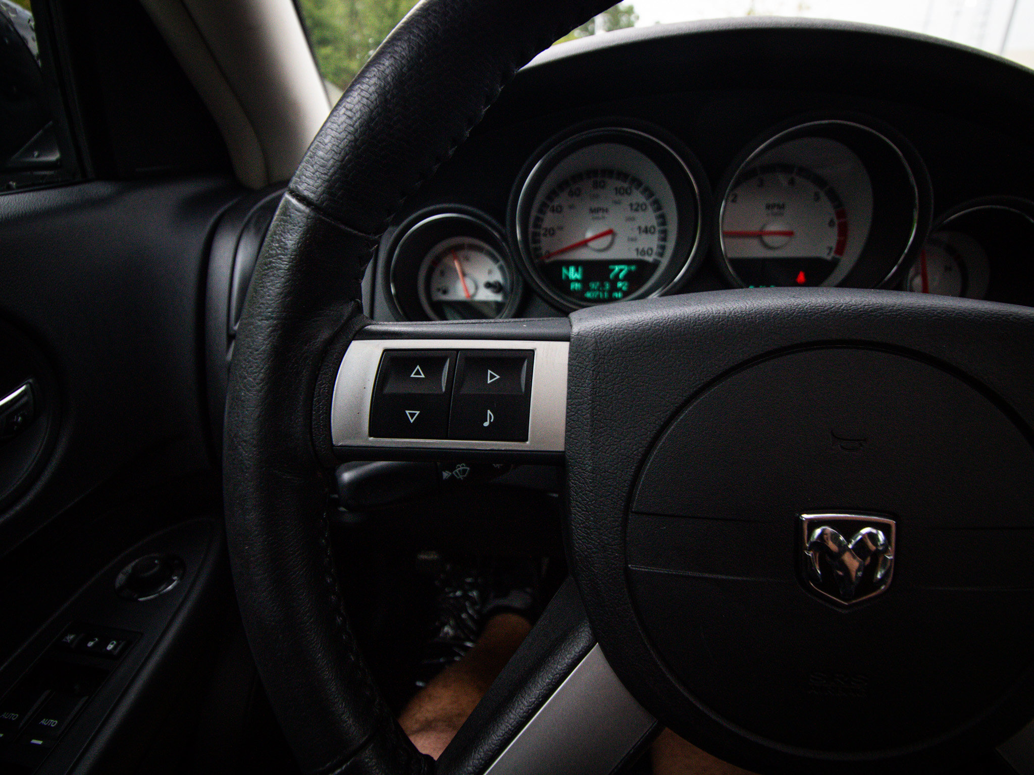 Used 2009 Dodge Charger R/T RWD image 19