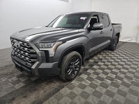 Used 2025 Toyota Tundra Platinum AWD/4WD image 17