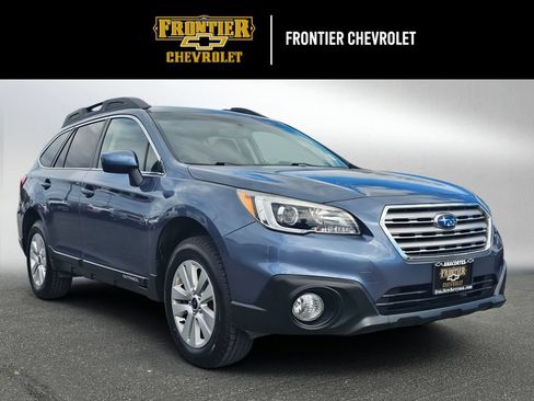 Used 2015 Subaru Outback 2.5i Premium AWD/4WD image 1