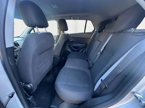 Used 2022 Chevrolet Trax LS w/ Tint and Cruise Package image 14