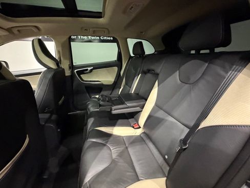 Used 2012 Volvo XC60 T6 AWD/4WD image 21