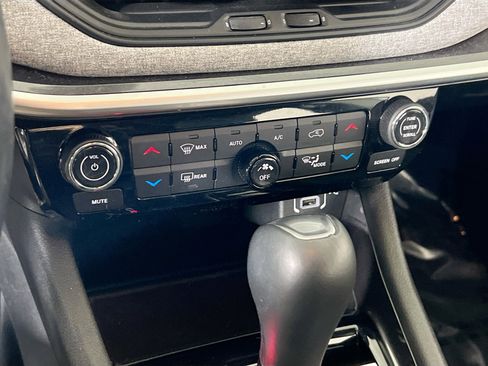 Used 2022 Jeep Compass Latitude w/ Convenience Group AWD/4WD image 15