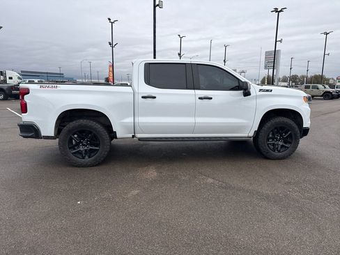 Used 2024 Chevrolet Silverado 1500 LT Trail Boss w/ LT Trail Boss Premium Package image 12