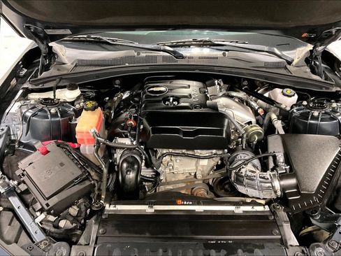 Used 2023 Chevrolet Camaro LT RWD image 11